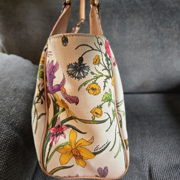 Gucci Flora Jackie Shoulder Bag Multiple colors - Picture 5 of 8